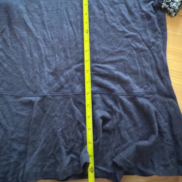 Tory Burch Relaxed Peplum Tee - Picture 8 of 8
